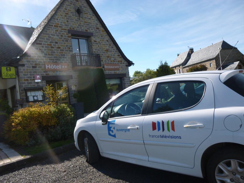 Hotel Logis Le Relais De La Poste Neuveglise Экстерьер фото
